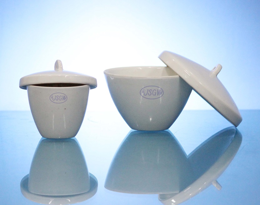 1063 Porcelain Crucible